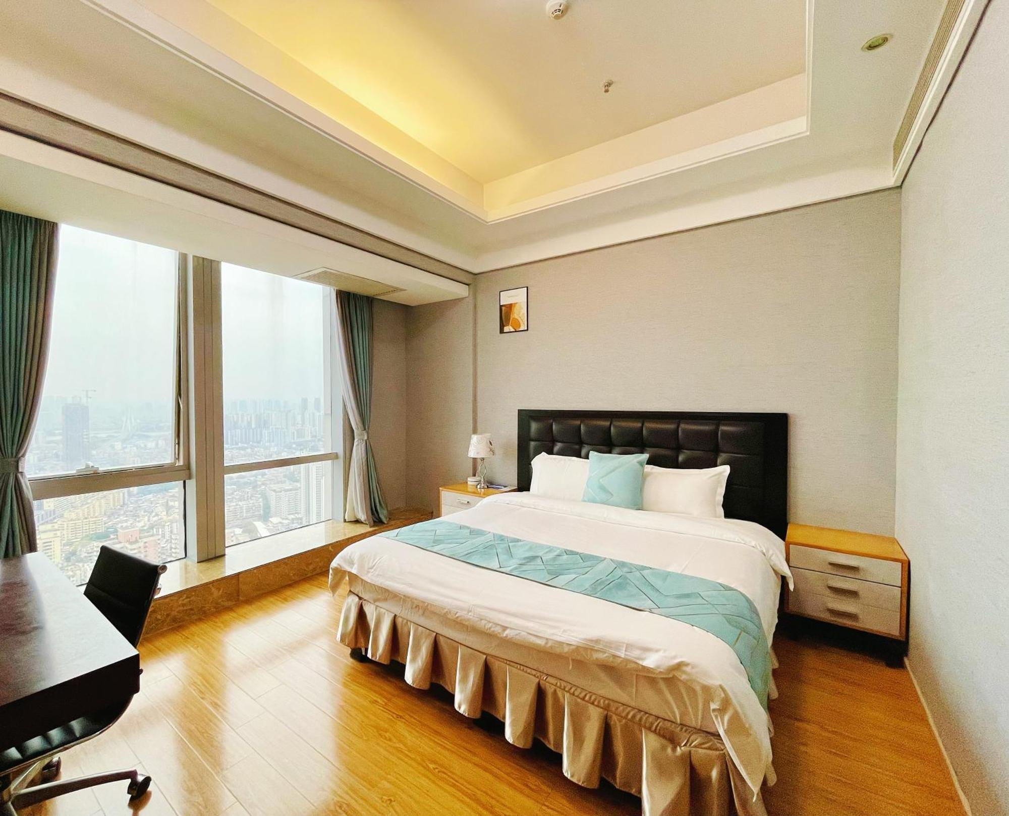 Ht Legend Hotel Changgang Metro Station Exit F -Direct To Canton Fair Kültér fotó